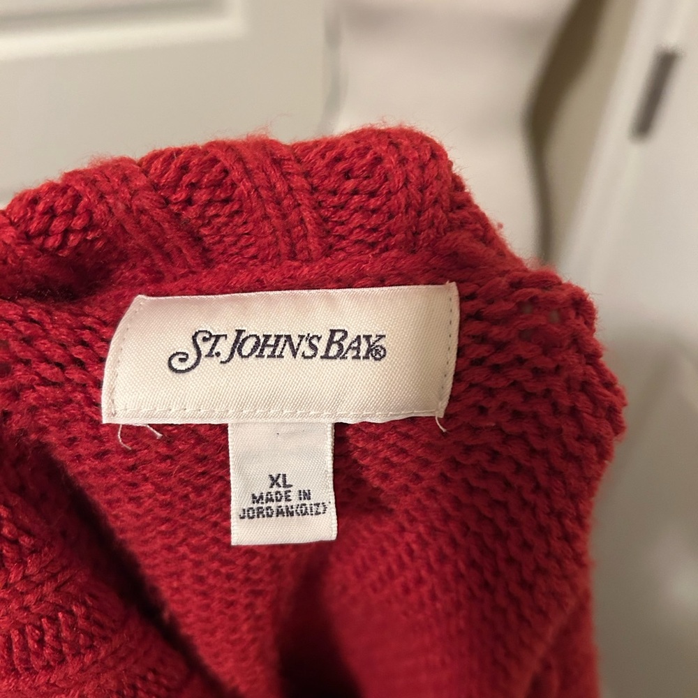 Vintage St. John's Bay Red Cable Knit button down Cardigan with collar - Picture 3 of 3